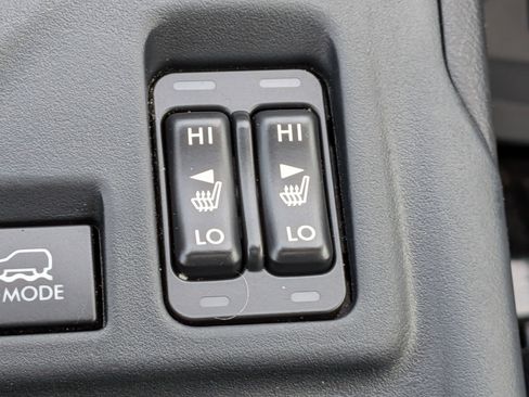 Used 2020 Subaru Crosstrek 2.0i Limited w/ Moonroof Package w/Navigation image 23