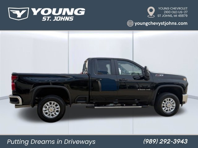 Used 2022 Chevrolet Silverado 2500 LT w/ Convenience Package AWD/4WD image 4