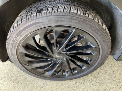 Used 2025 Lincoln Aviator Reserve w/ Equipment Group 201A image 14