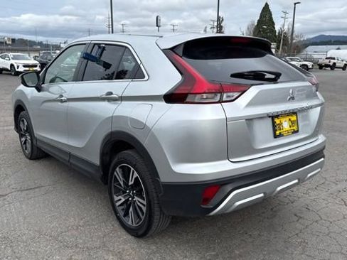 Used 2024 Mitsubishi Eclipse Cross AWD image 6