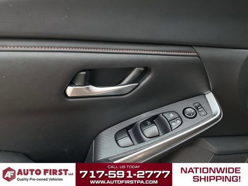 Used 2023 Nissan Sentra SR w/ Electronics Package FWD image 7
