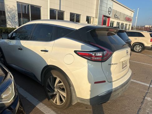 Used 2016 Nissan Murano Platinum w/ Platinum Technology Package image 3