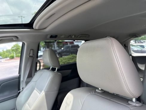 Used 2015 Honda Odyssey EX-L image 8