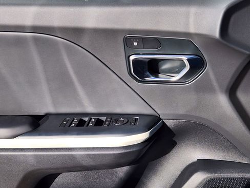 New 2025 Kia K4 GT-Line Turbo w/ GT-Line Sunroof Package FWD image 6