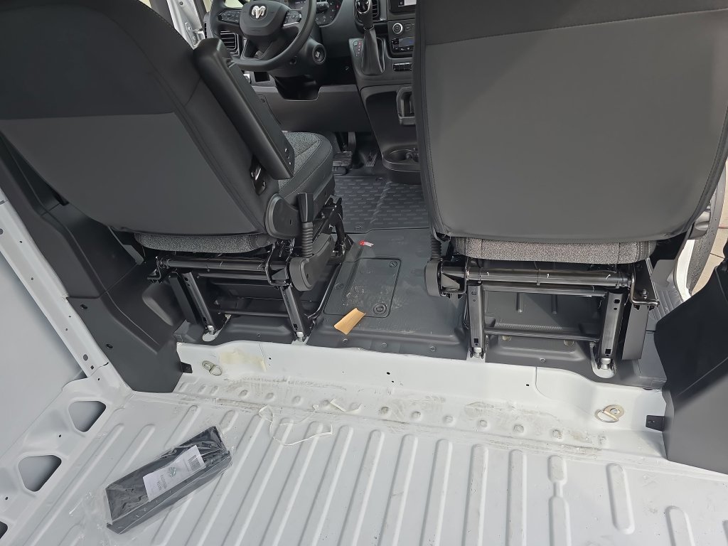 New 2026 RAM ProMaster 2500 w/ Convenience Group FWD image 12