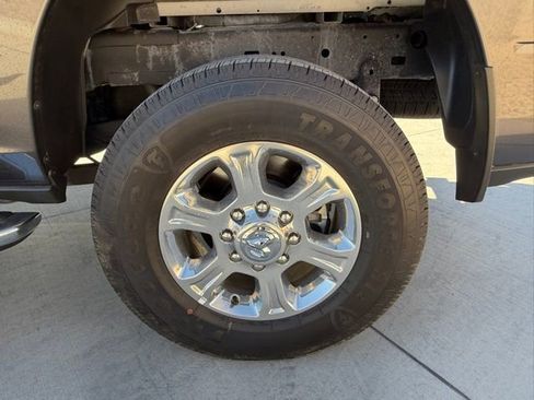 Used 2025 RAM 2500 Big Horn image 12