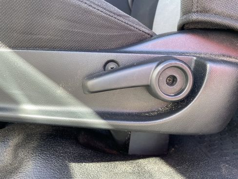 Used 2011 Ford Ranger Sport w/ Bright Trim Group image 11