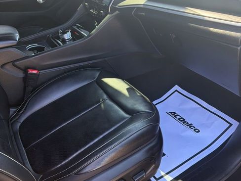 Used 2024 Jeep Grand Cherokee L Limited w/ Luxury Tech Group II image 21