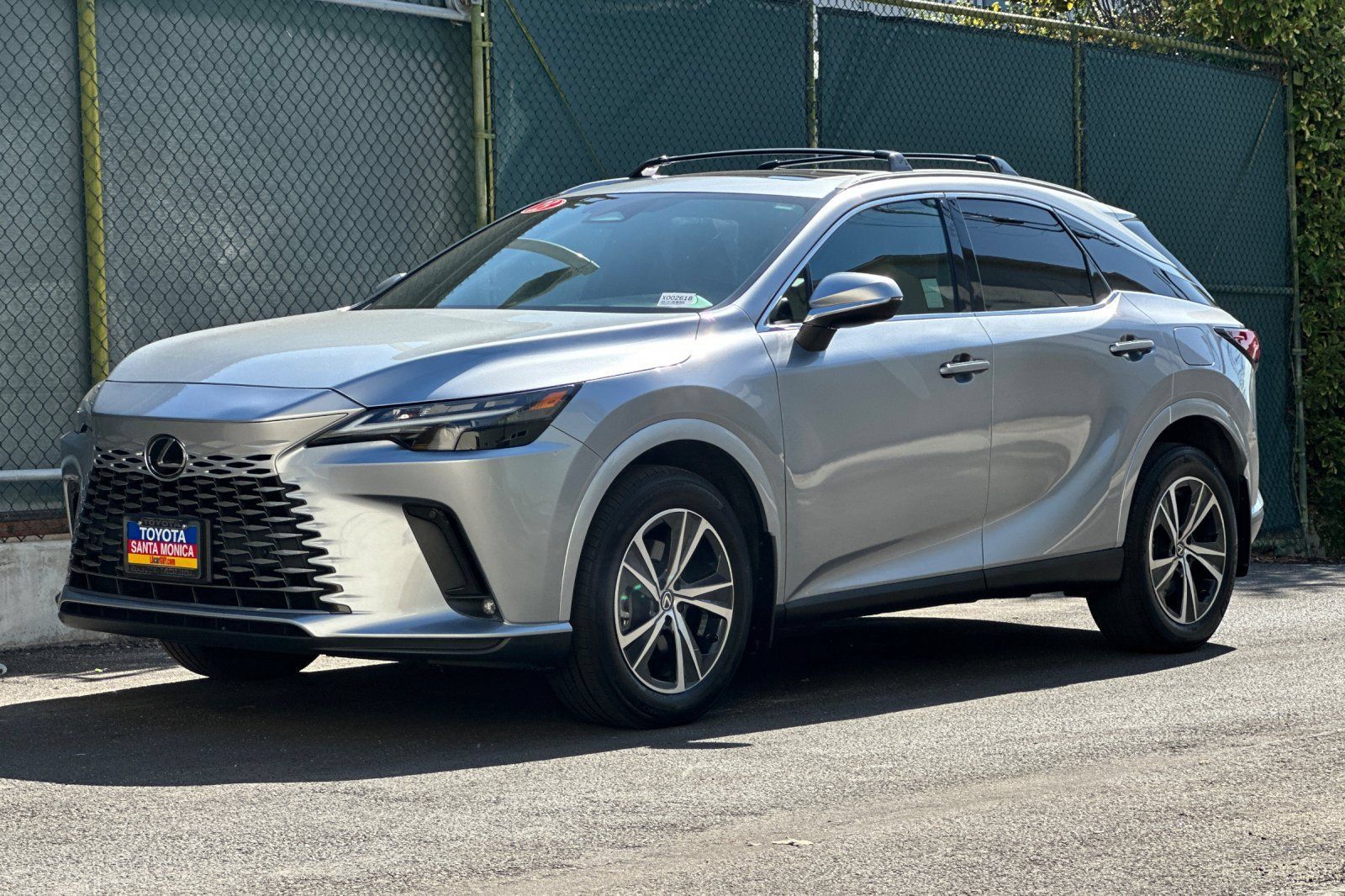 Used 2023 Lexus RX 350 Premium w/ Accessory Package (Z1) FWD image 8