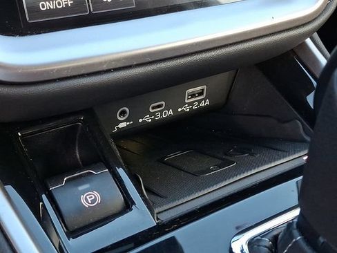 Used 2024 Subaru Legacy Limited AWD/4WD image 26