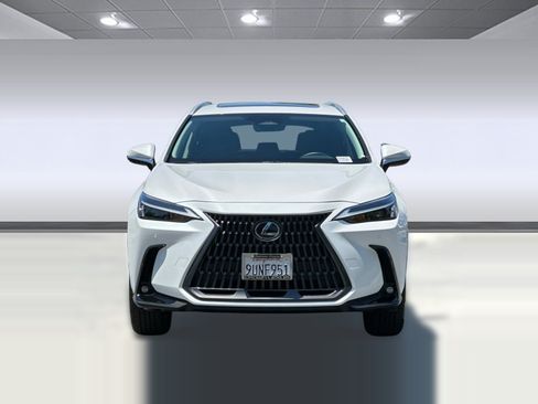 Used 2025 Lexus NX 250 FWD w/ Accessory Package (2T) image 5