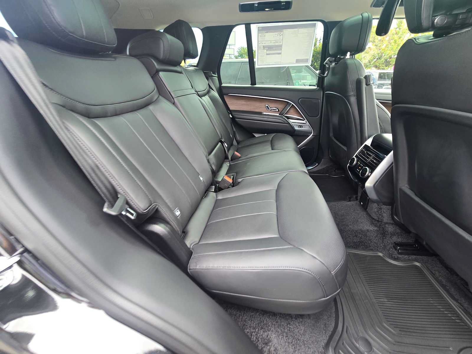New 2027 Land Rover Range Rover SE AWD/4WD image 12