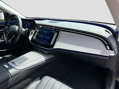 Certified 2025 Mercedes-Benz E 450 4MATIC Sedan image 30