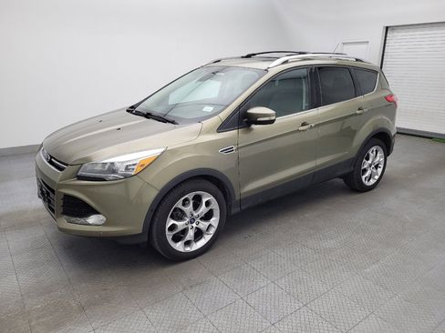 Used 2014 Ford Escape Titanium w/ Equipment Group 401A image 2