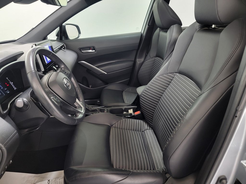 Used 2023 Toyota Corolla Cross AWD Hybrid w/ Convenience Package image 14