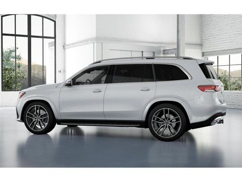 New 2026 Mercedes-Benz GLS 580 4MATIC image 32