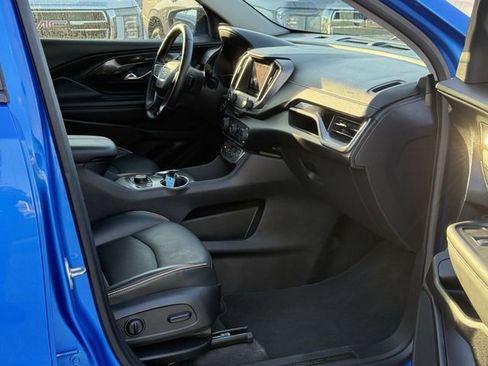 Used 2024 GMC Terrain AT4 image 17