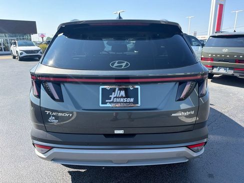Used 2026 Hyundai Tucson Limited AWD/4WD image 4