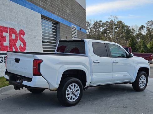 Used 2024 Toyota Tacoma SR5 image 7