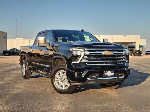 Certified 2024 Chevrolet Silverado 3500 High Country w/ High Country Premium Package image 10