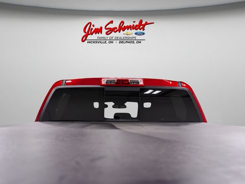 Used 2025 GMC Canyon AT4 w/ Technology Plus Package AWD/4WD image 41