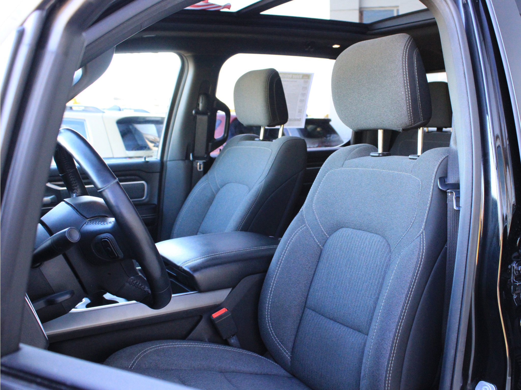 Used 2020 RAM 1500 Big Horn AWD/4WD image 10