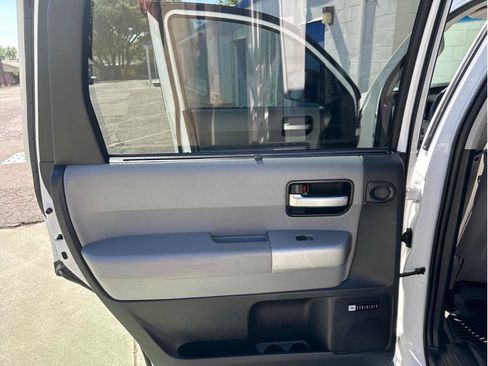 Used 2008 Toyota Sequoia Limited AWD/4WD image 18