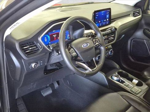 Certified 2022 Ford Escape SEL w/ Technology Package FWD image 10