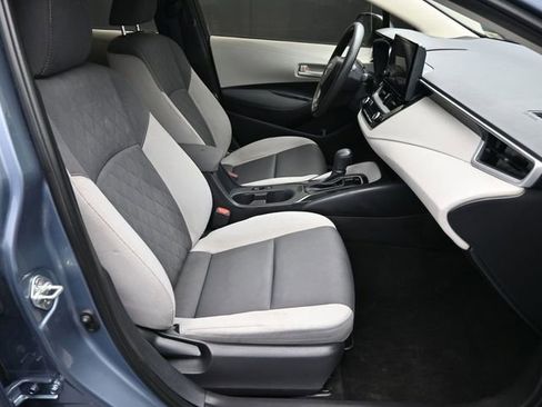 Used 2023 Toyota Corolla LE w/ Carpet Mat Package (TMS) image 29