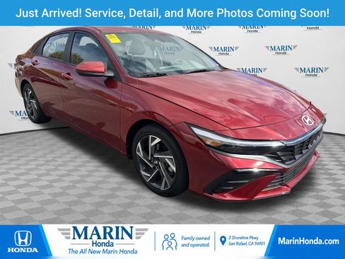 Used 2024 Hyundai Elantra SE FWD image 1