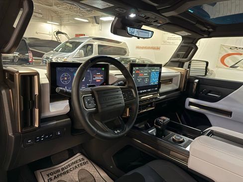 Used 2025 GMC Hummer EV 3X w/ Battery Pack, 24 Module Pack image 37