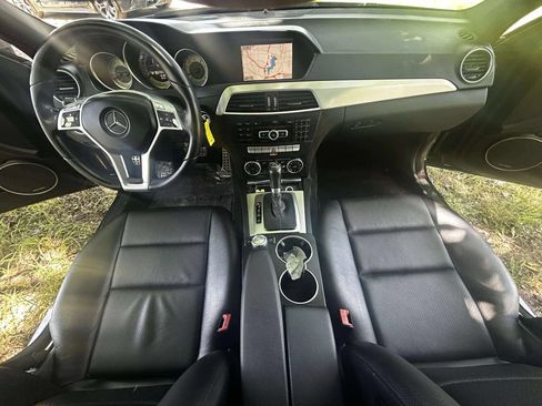 Used 2013 Mercedes-Benz C 250 Sedan image 8