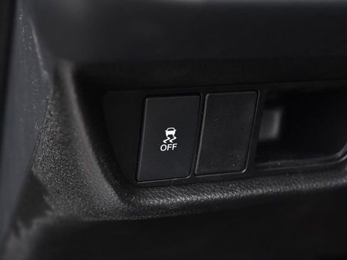 New 2027 Honda HR-V LX image 9