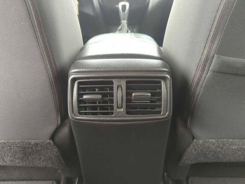 Used 2020 Nissan Rogue Sport S AWD/4WD image 27