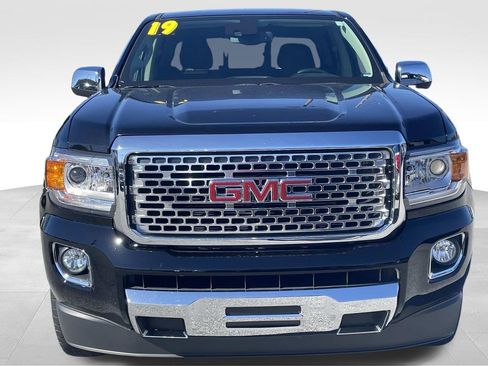 Used 2019 GMC Canyon Denali image 9