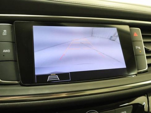 Used 2021 Buick Enclave Essence w/ Sound and Sites Package image 15