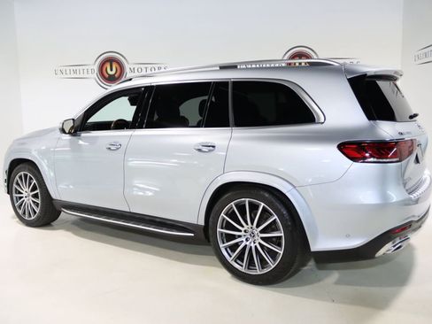 Used 2023 Mercedes-Benz GLS 450 4MATIC image 3