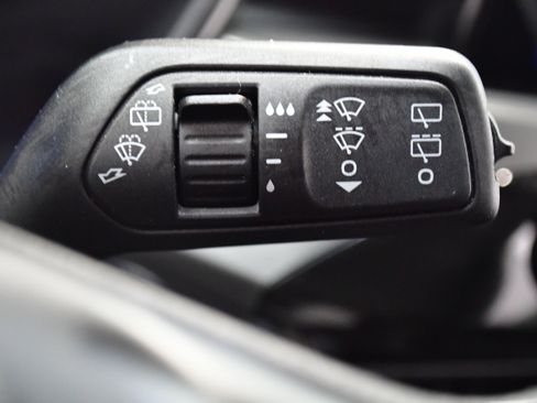 Used 2025 Ford Escape Active FWD image 22