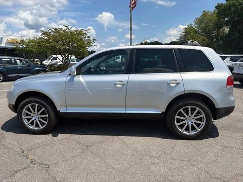 Used 2006 Volkswagen Touareg V10 TDI AWD/4WD image 5