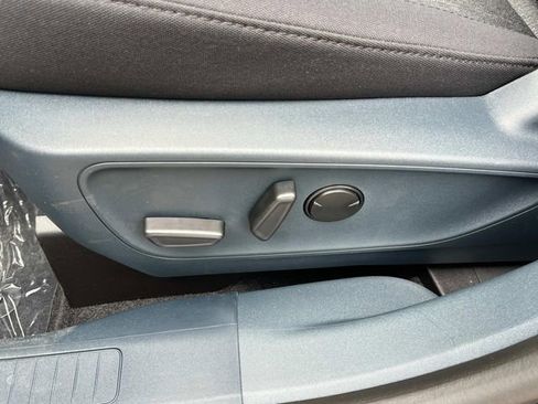 New 2025 Ford Maverick XLT w/ XLT Luxury Package image 25