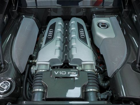 Used 2011 Audi R8 V10 image 27