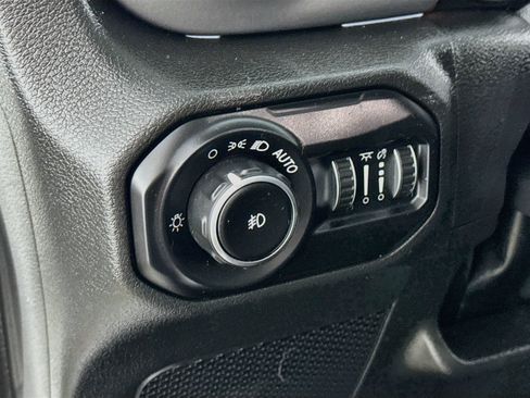 Used 2022 Jeep Wrangler Unlimited Sport AWD/4WD image 11