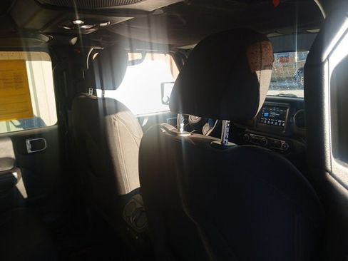 Used 2020 Jeep Gladiator Sport w/ Quick Order Package 24S image 20