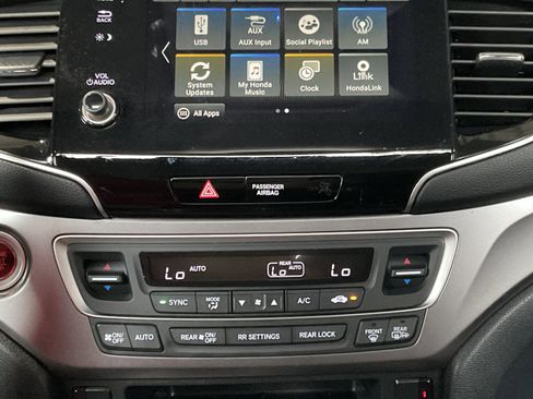 Used 2019 Honda Pilot EX-L image 16