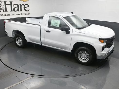 New 2026 Chevrolet Silverado 1500 W/T w/ WT Convenience Package AWD/4WD image 15