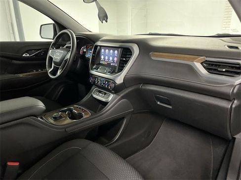 Certified 2023 GMC Acadia SLE image 28