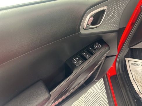 Used 2024 Kia Soul LX w/ Option Group 015 image 24
