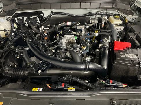 Used 2023 Ford Bronco Badlands w/ Sasquatch Package AWD/4WD image 9