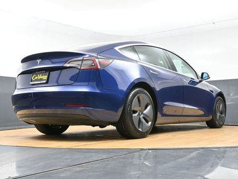 Used 2019 Tesla Model 3 Standard Range Plus image 57