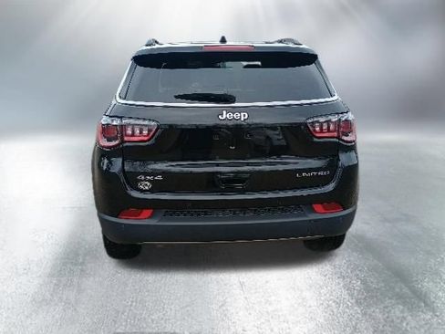 Used 2024 Jeep Compass Limited AWD/4WD image 4